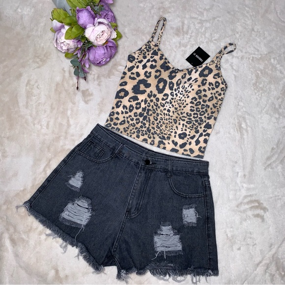 SEE NEW LISTING NWT Forever 21 Leopard Print Crop Tank - Picture 5 of 9
